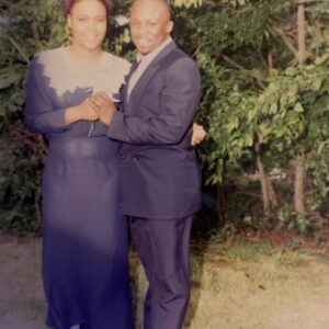 Midget Molley and Wife11 600x653